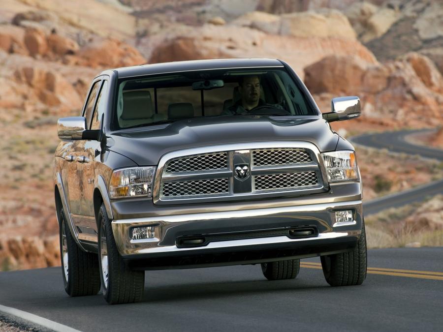 Dodge Ram 1500 Laramie Crew Cab 2008 года  (фото 16 из 30)